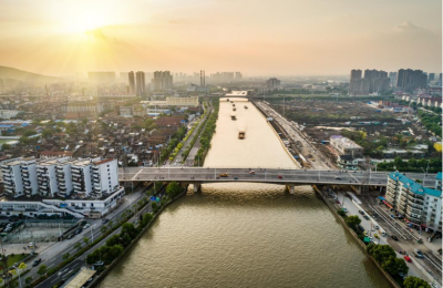 Vietnam's service industry attracting attention from foreign companies