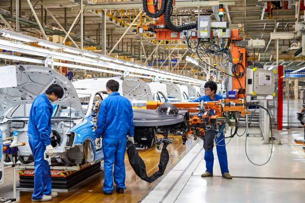 Comparison of Vietnam's manufacturing industry with China, Indonesia, and Thailand