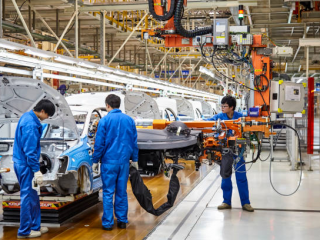 Comparison of Vietnam's manufacturing industry with China, Indonesia, and Thailand
